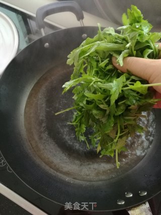 咸蛋黄肉松馅艾草青团的做法步骤：3