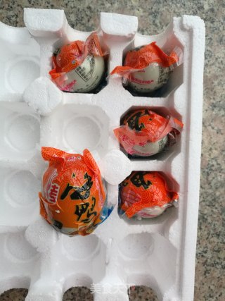 咸蛋黄肉松馅艾草青团的做法步骤：6