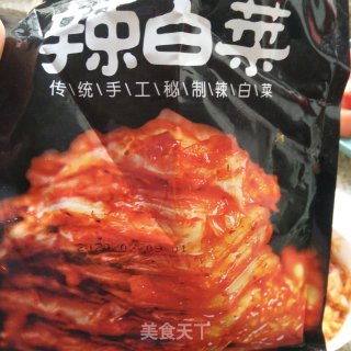辣白菜炒饭的做法步骤：1