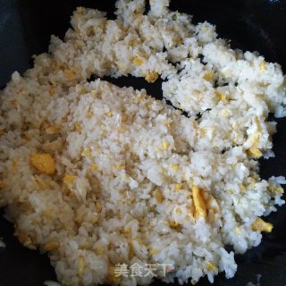 辣白菜炒饭的做法步骤：4