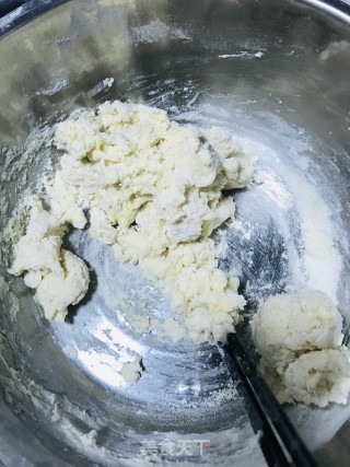 豆沙面包的做法步骤：3