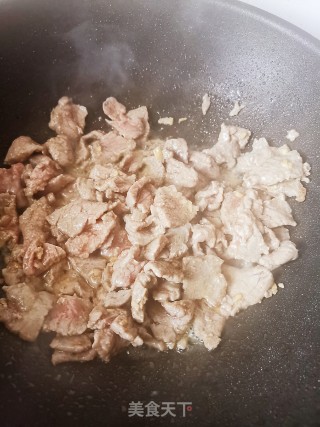 洋葱炒牛肉的做法步骤：3