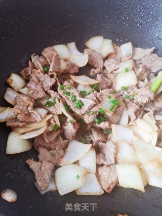 洋葱炒牛肉的做法步骤：6