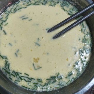 鱼松鸡蛋卷的做法步骤：1