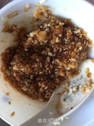 蒜蓉开边虾蒸面的做法步骤：4