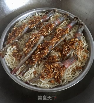 蒜蓉开边虾蒸面的做法步骤：11