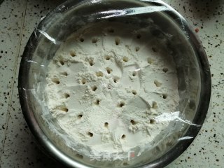 自制低筋面粉的做法步骤：3