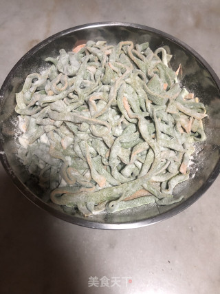 双色手擀炸酱面的做法步骤：18