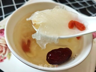 红枣银耳莲子羹的做法步骤：15