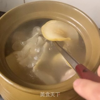 广东靓汤之银耳雪梨清润汤的做法步骤：5