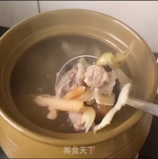 广东靓汤之银耳雪梨清润汤的做法步骤：6
