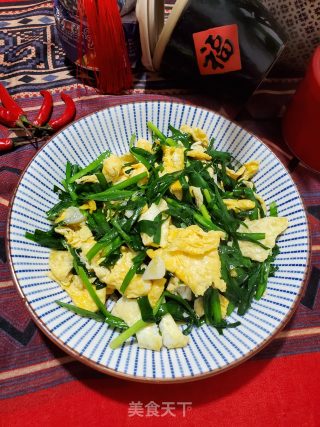 韭菜炒鸭蛋的做法步骤：7