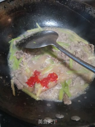 小炒牛里脊的做法步骤：6