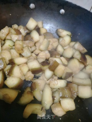 快手少油版青椒烧茄子????的做法步骤：2