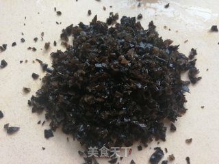 香椿木耳鸡蛋素饺的做法步骤：3