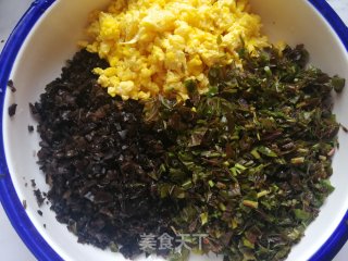 香椿木耳鸡蛋素饺的做法步骤：5