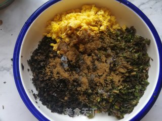 香椿木耳鸡蛋素饺的做法步骤：6