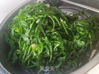 荠荠菜饺子——春日美味的做法步骤：3