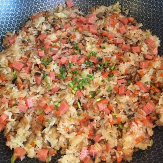 香菇火腿糯米饭的做法步骤：7