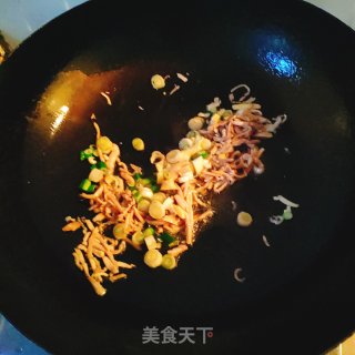香辣豆芽的做法步骤：4