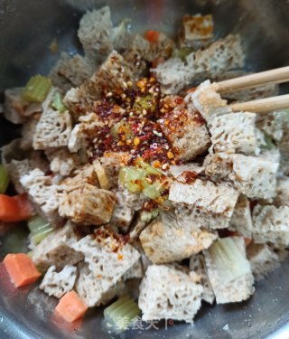拌面筋的做法步骤：7
