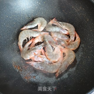 酸辣茄汁虾的做法步骤：5