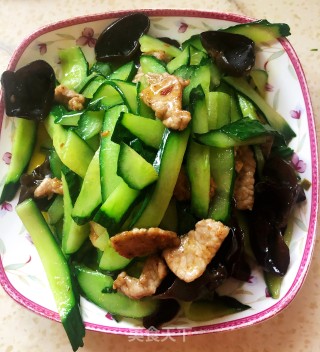 黄瓜木耳肉片的做法步骤：4