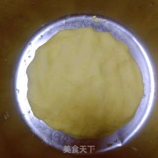 菠萝派（8寸）的做法步骤：2