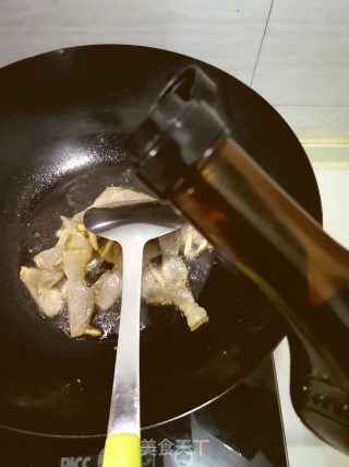 腊肉炒芦笋的做法步骤：7