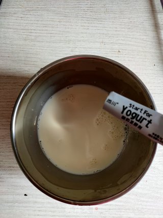 酸奶的做法步骤：2