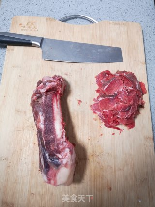 汆羊肉面片的做法步骤：4