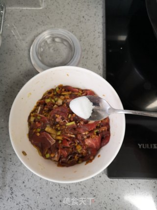 汆羊肉面片的做法步骤：6