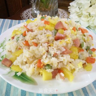 菠萝炒饭的做法步骤：11