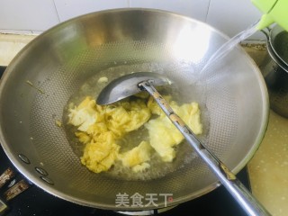 莴笋煎蛋汤的做法步骤：4