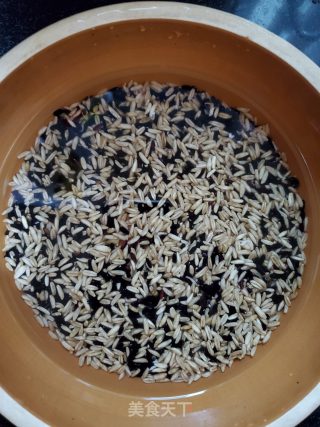 蒸三色米饭的做法步骤：2
