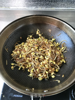 粉条黄豆芽的做法步骤：6