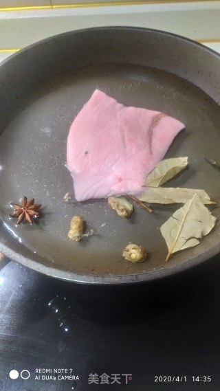 炸虎皮扣肉的做法步骤：2