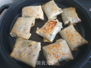 烙三鲜春饼的做法步骤：17