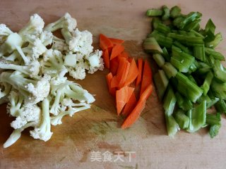 凉拌杂蔬的做法步骤：2