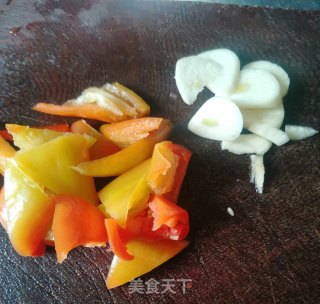红烧黑鱼的做法步骤：2