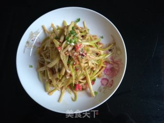 凉拌手撕笋的做法步骤：11