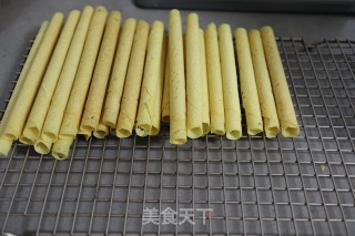 酥掉渣的蛋卷的做法步骤：18