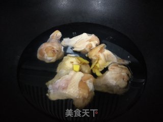 卤鸡腿的做法步骤：1