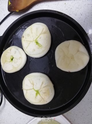 韭菜馅饼的做法步骤：6