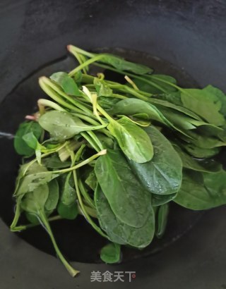 菠菜汁发糕的做法步骤：1