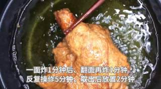 美味港式生炸鸡腿，一口下去外脆里嫩，还会滋滋冒汁水哦，好吃到停不下来。的做法步骤：10