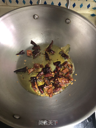 火爆鱿鱼须的做法步骤：4