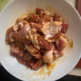 土豆香菇鸡块的做法步骤：7
