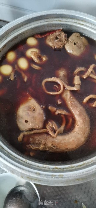 卤鸭货的做法步骤：8