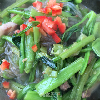 菠菜炖粉条的做法步骤：23